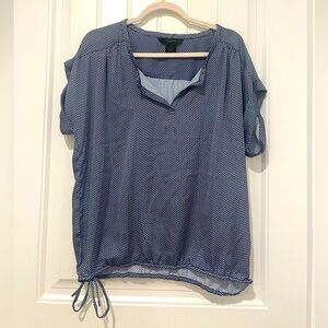 EUC Calvin Klein Jeans Short Sleeve Blouse Size Large